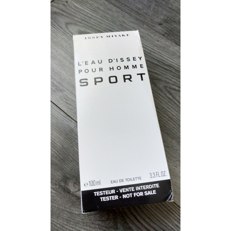 Issey Miyake L eau d Issey pour Homme Sport 4070 50