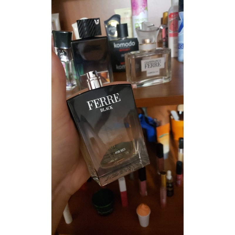 Ferre store black perfume