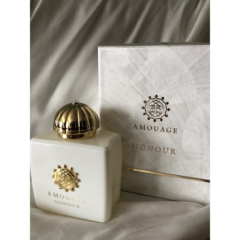 Amouage Honour Woman 340 . 1