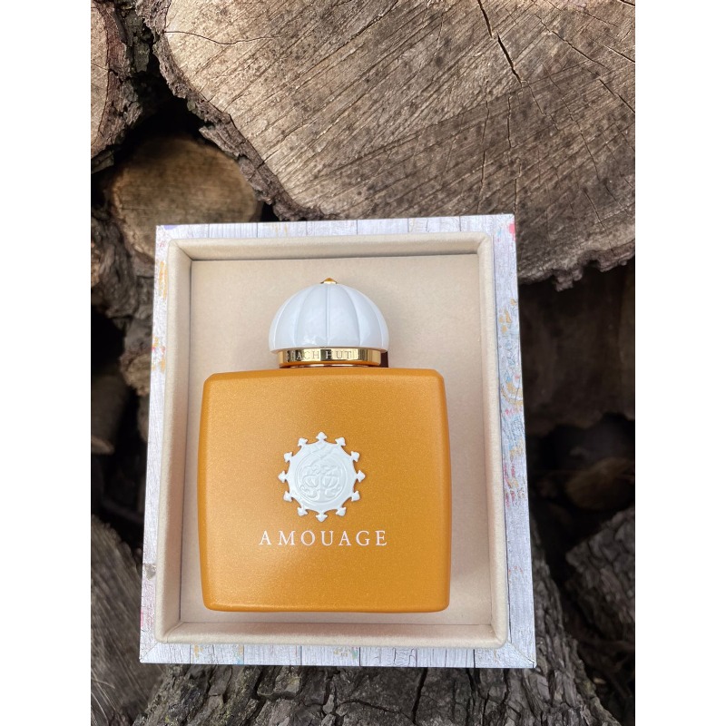 Amouage Beach Hut Woman 770 . 2