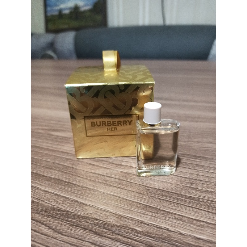 Burberry her 2018 clearance купить