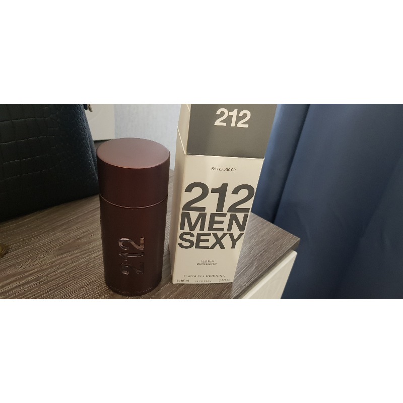 CAROLINA HERRERA 212 Sexy Men