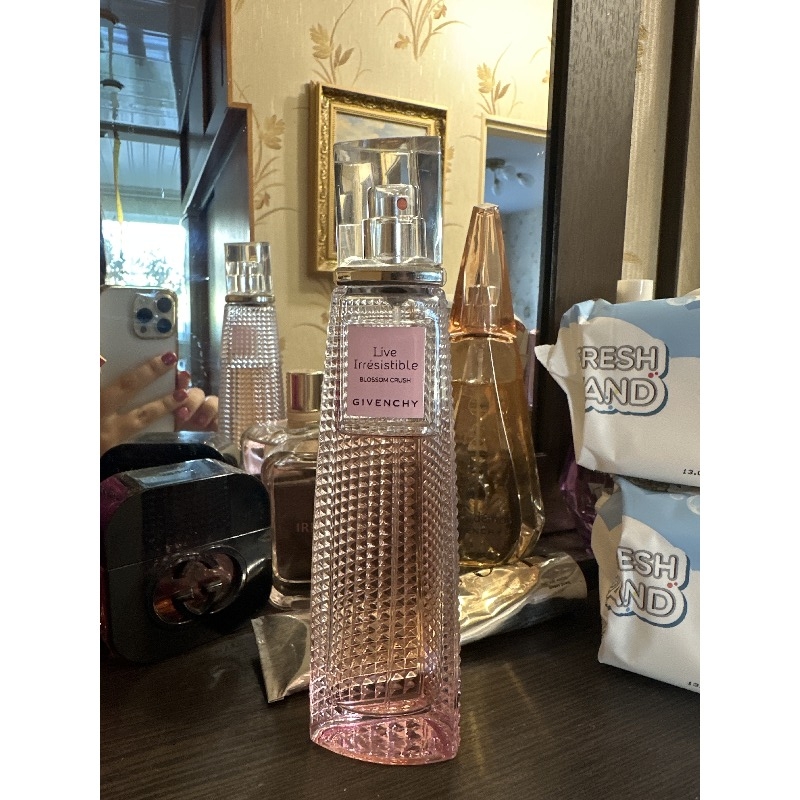 Givenchy live irrésistible blossom crush eau de toilette online