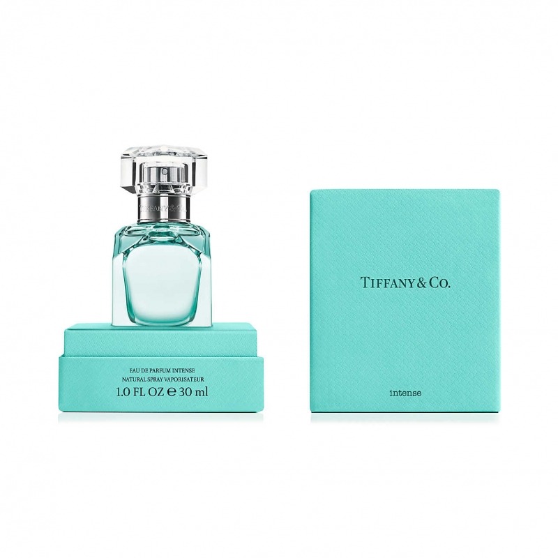 Tiffany & Co Intense breakfast at tiffany s and selected stories